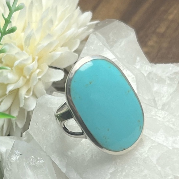 Jewelry - VINTAGE Turquoise Ring Size 7 Solid Sterling Silver 925 Chunky Ring